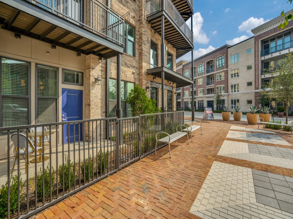 Photos and Video of Wallis and Baker in Grapevine, TX